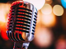 Apostles. �������� ������������� ����� �������