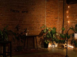 �������