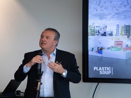 Smurfit Kappa � Plastic Soup Foundation: ����������� ������ ��� ��������� �������� ��������