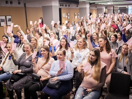 ����� 300 ���������� ������ ������������� � ��������� ����� ����������