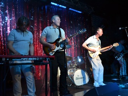 The SilvertoneZ