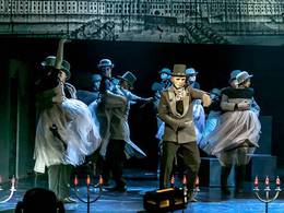 ��������