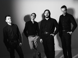 ������ ��������� & The Scarlet Men