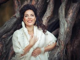 �������