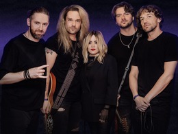 �������