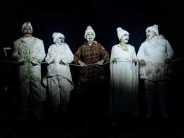 ����������