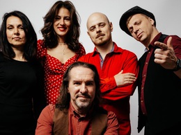 Ratatouille Manouche orchestra: ������� ZAZ