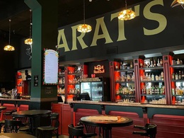 Harat's Pub