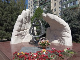 ����� 2000 ������������� �� ����������� �������� ������� �� ����� ����������� �����