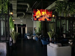 ��������