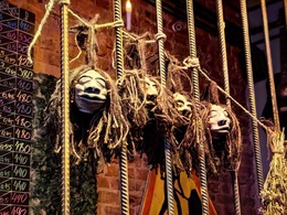 �������