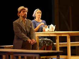 �������